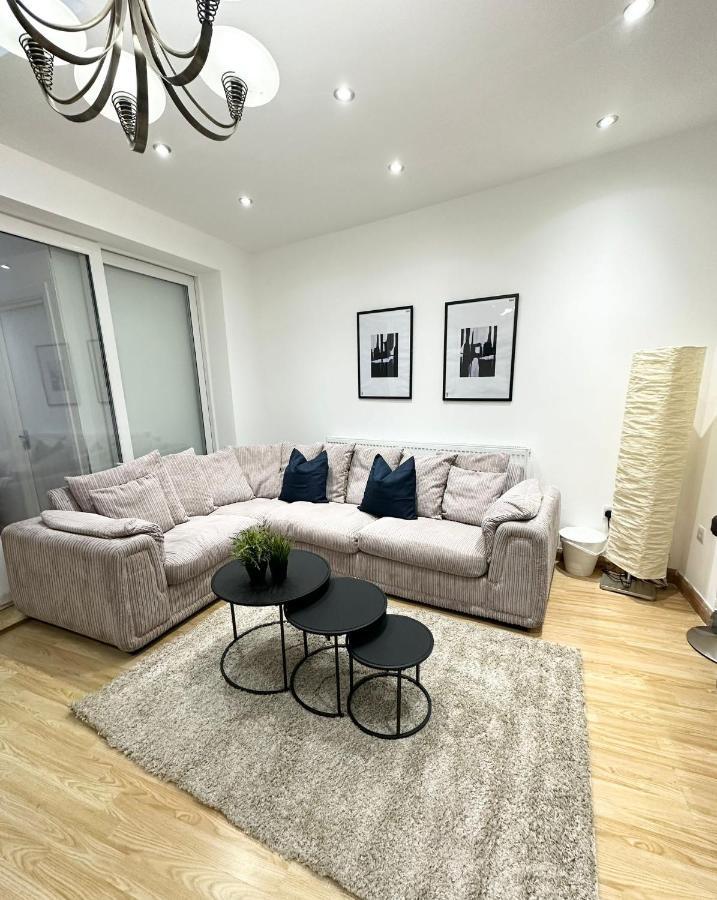 Retreat To A Stylish Ensuite In Londra Dış mekan fotoğraf